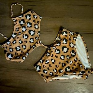 Rockabilly vibes- Girls 14 16 Cheetah Print 1pc Swimsuit